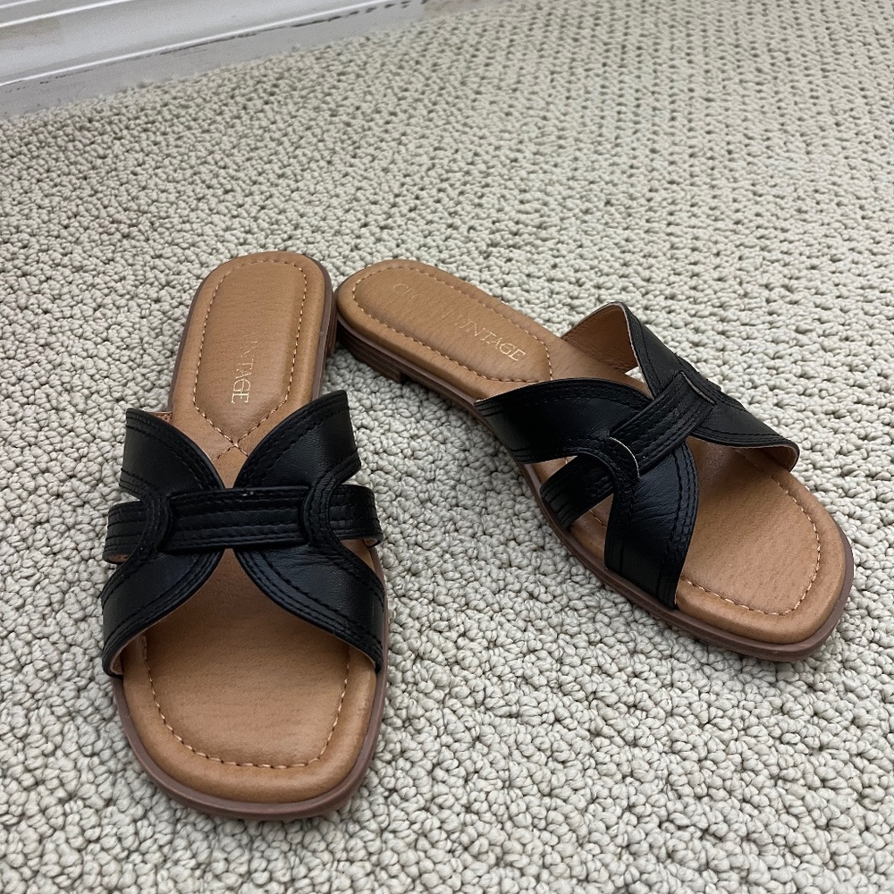 Crown Vintage Black Sandals
